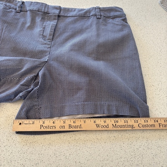 Lane Bryant Women's Plus Size 16 Bermuda Shorts Cotton Blend Navy White Striped - Picture 11 of 15